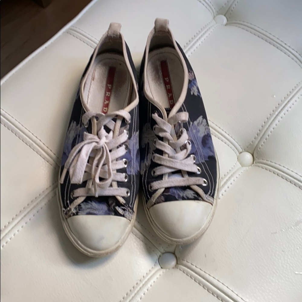 Prada sneakers leds 38.5 EU